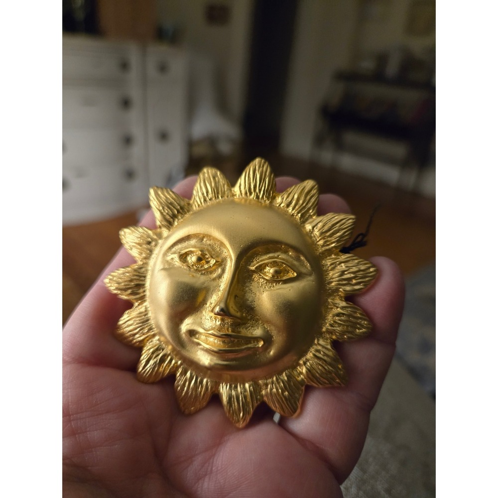 Rare Sun Brooch Runway Designer Mimi Di N Vintage Heavy Goldtone New with Tags